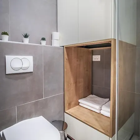Apartment Delights *